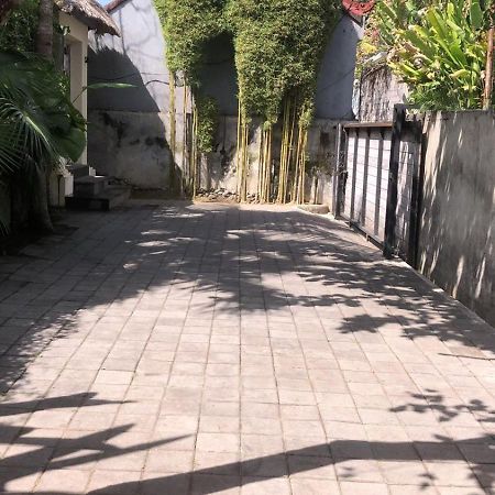 Villa Sham Seminyak Esterno foto