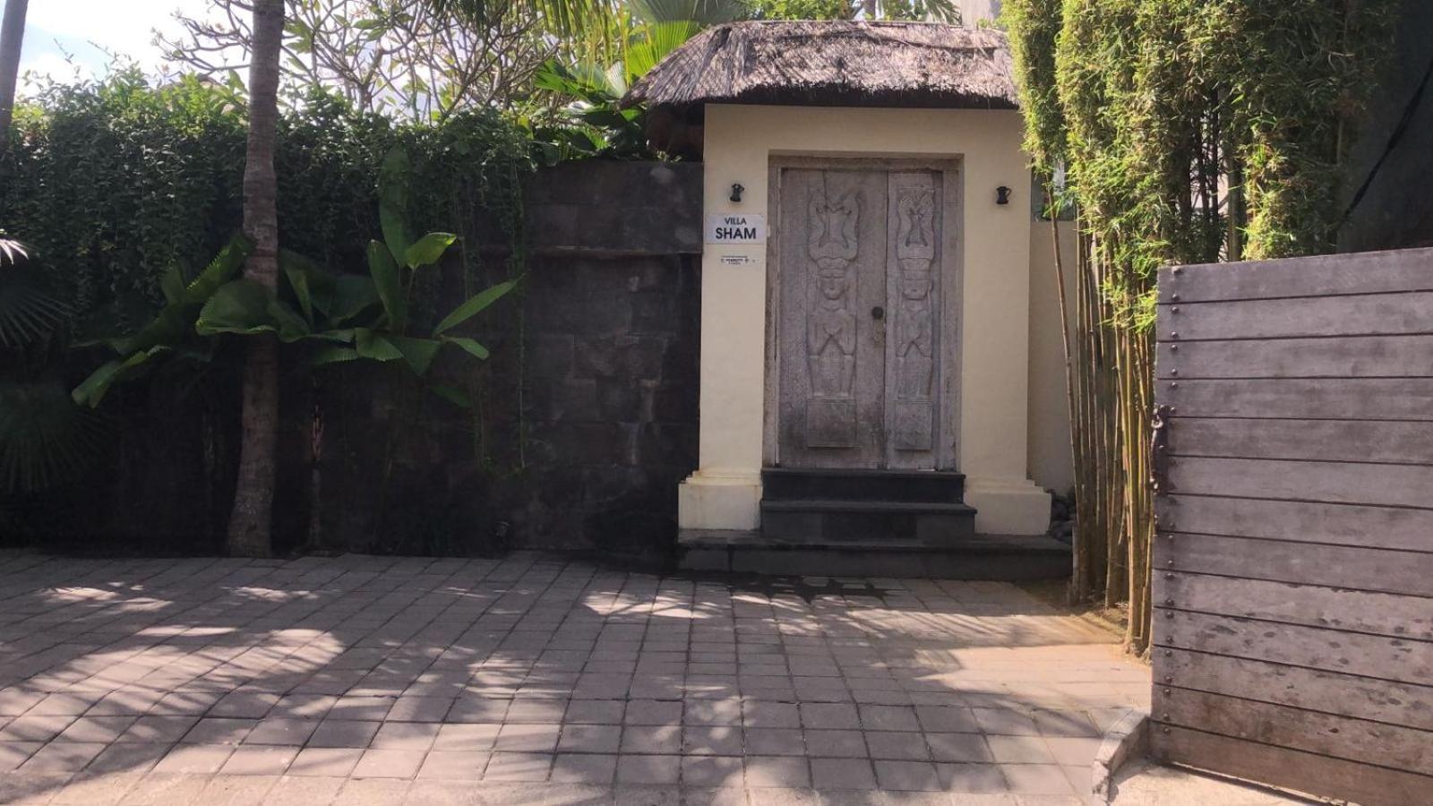 Villa Sham Seminyak Esterno foto