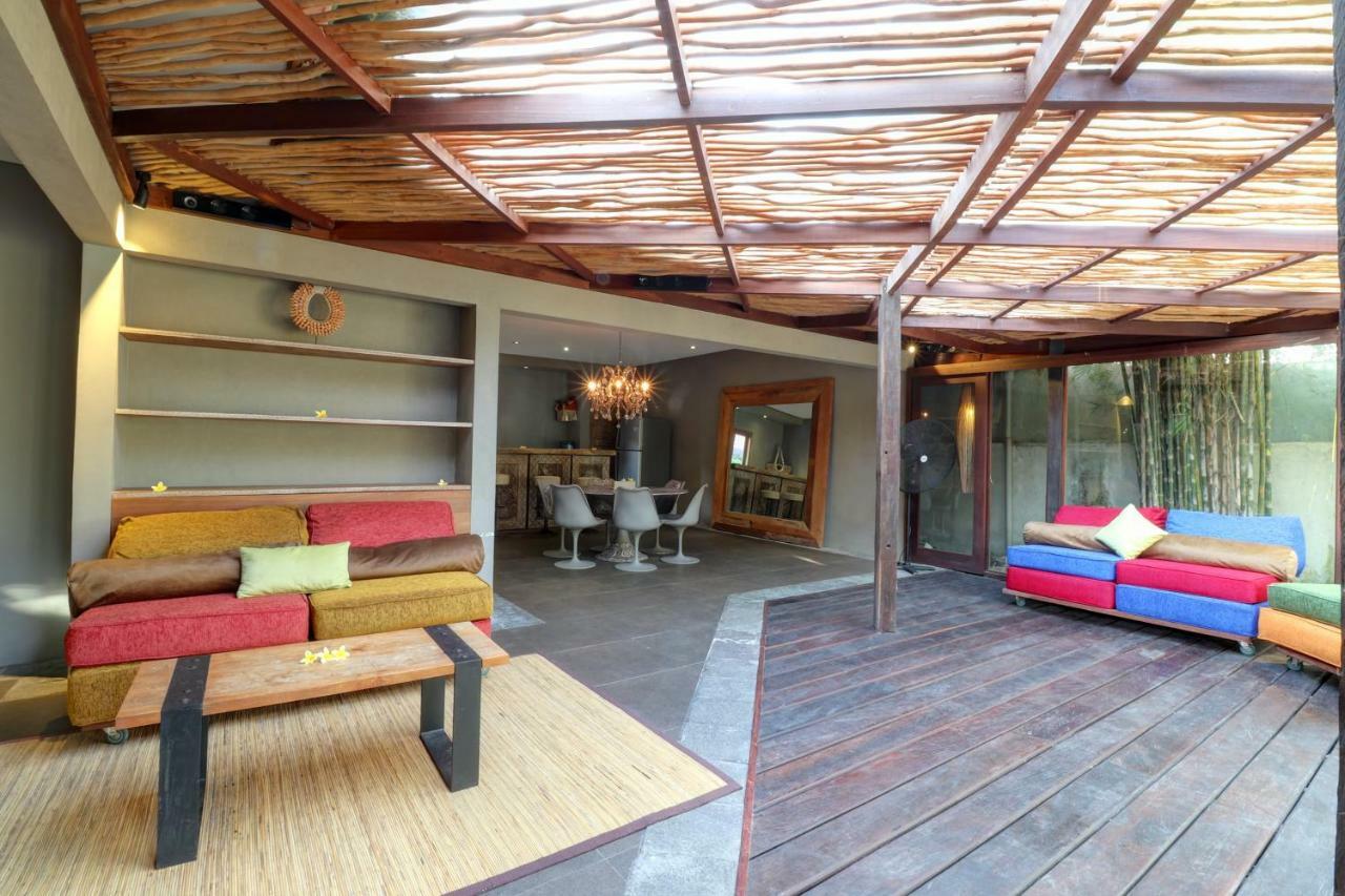 Villa Sham Seminyak Esterno foto