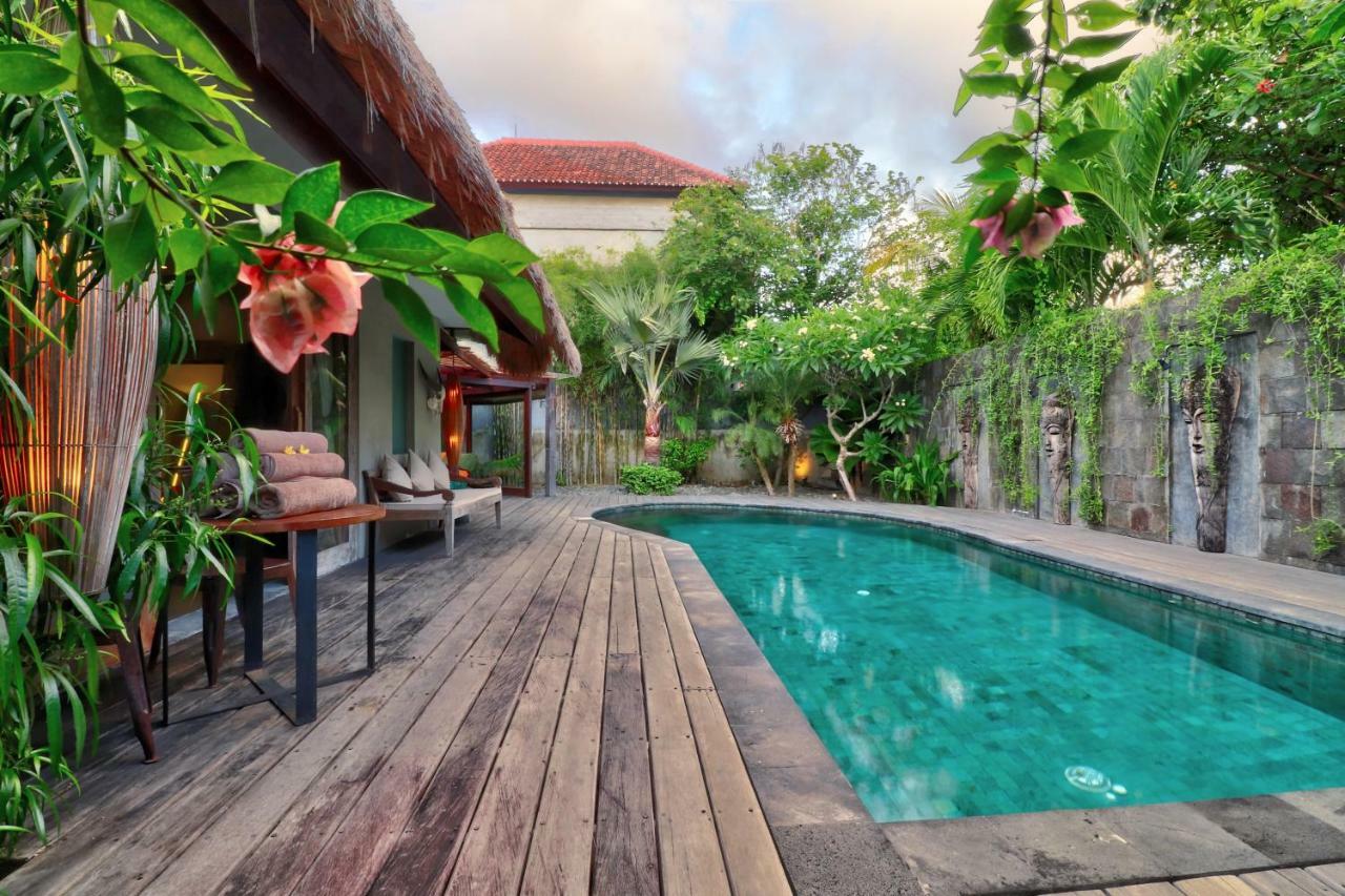 Villa Sham Seminyak Esterno foto