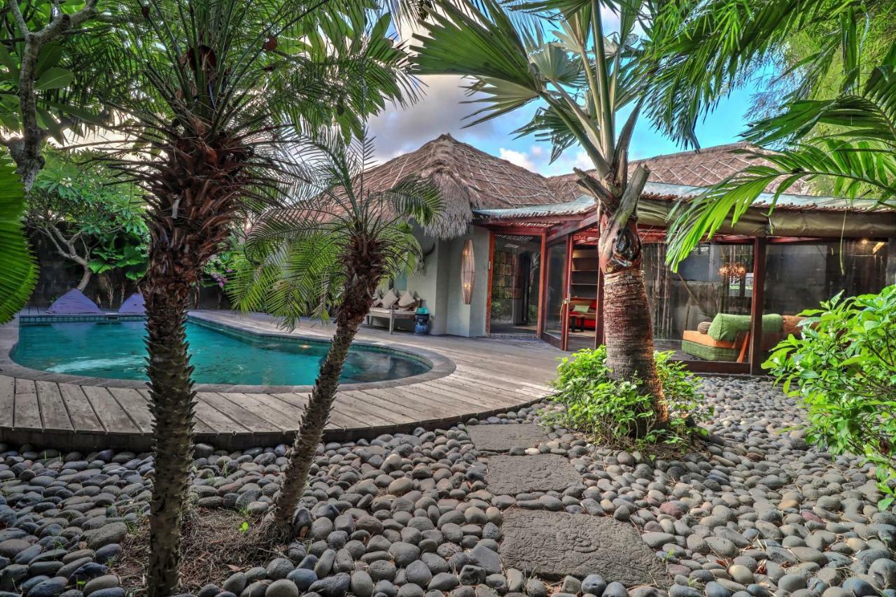 Villa Sham Seminyak Esterno foto