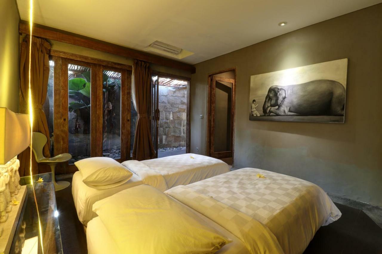 Villa Sham Seminyak Esterno foto